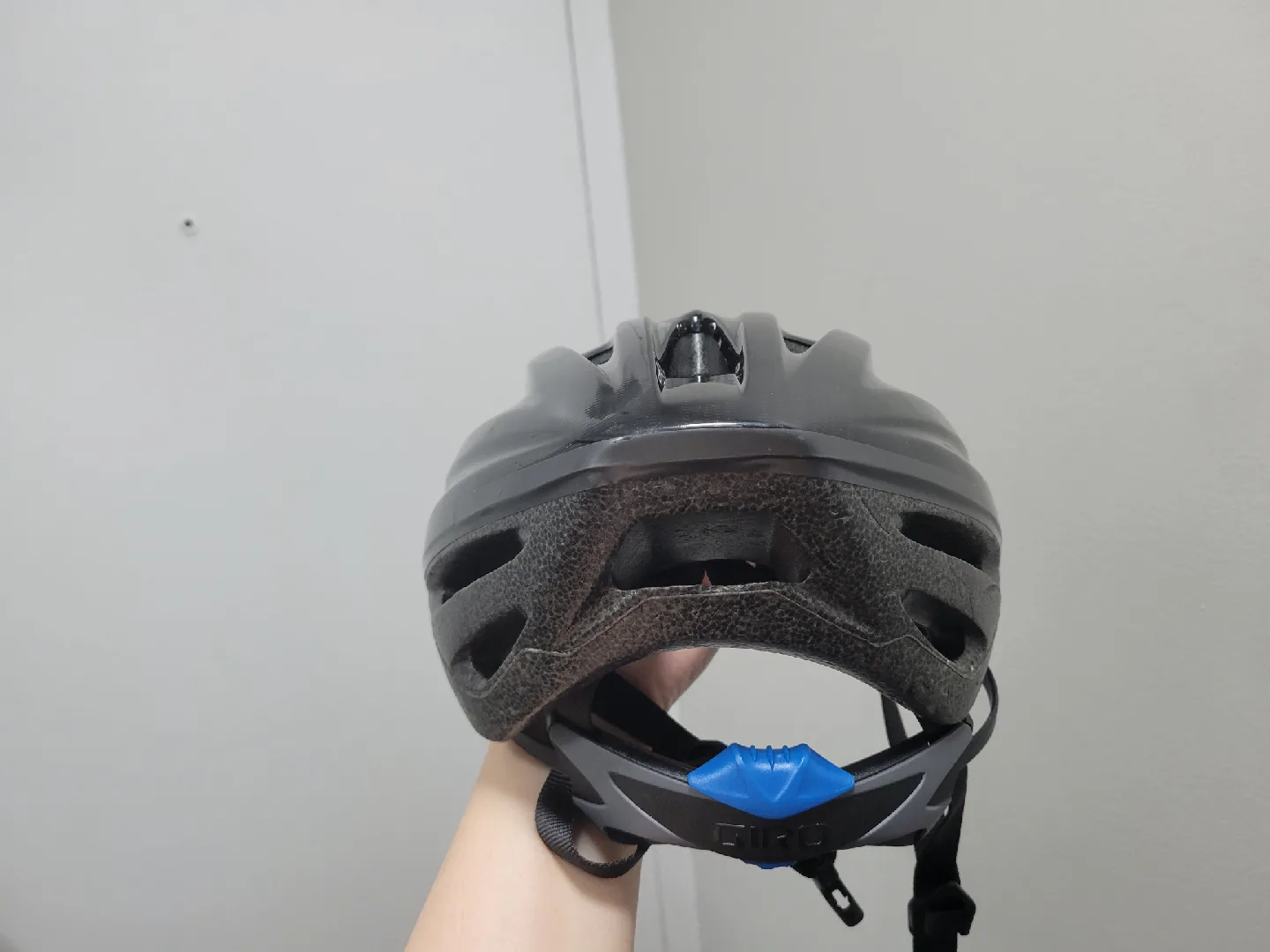 Giro Bike Helmet - Black image indicator(4)