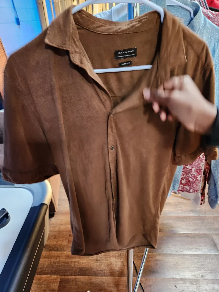 Zara Man Brown Button-Up Shirt - Slim Fit image indicator(3)