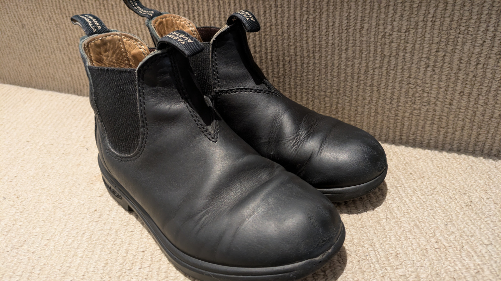 Blundstone 531 kids size 1 Black Leather boots