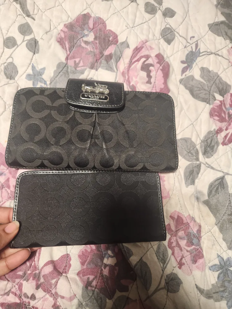 Coach Black Wallet vintage thumbnail