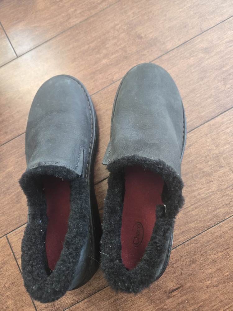 Chaco Women's Size 9.5 Black Leather Slip-on Shoes