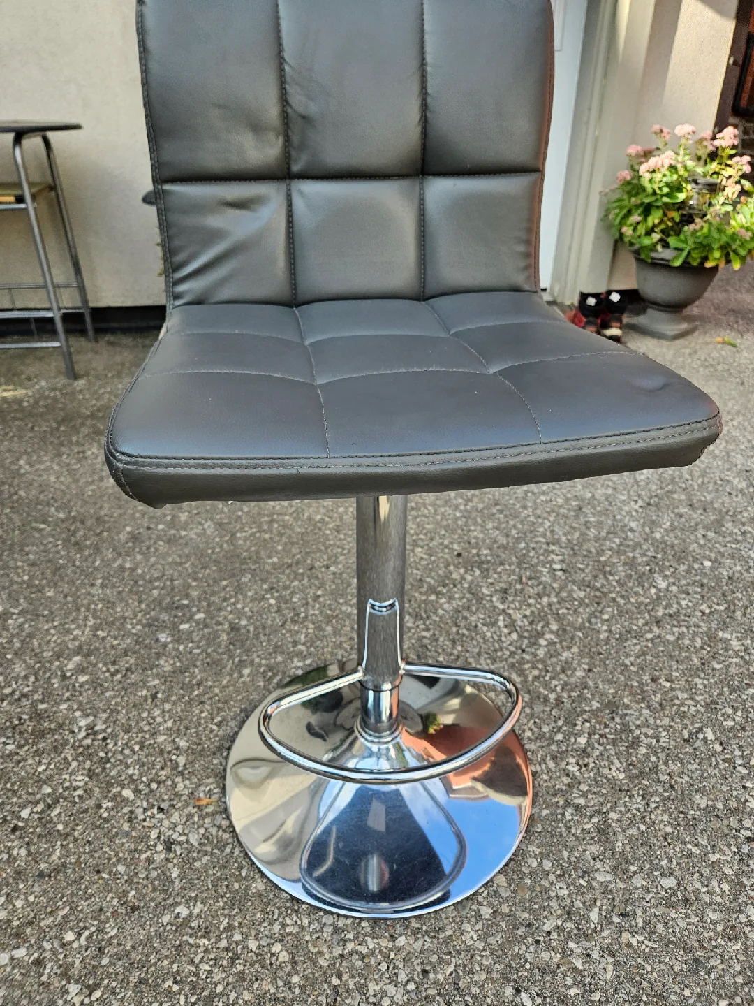 Black Swivel Bar Stool thumbnail