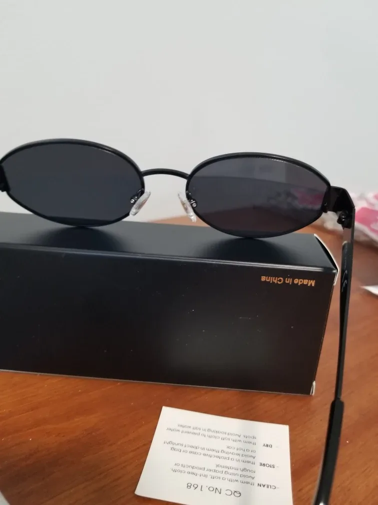 SOJOS Classic Oval Sunglasses - Black image indicator(2)