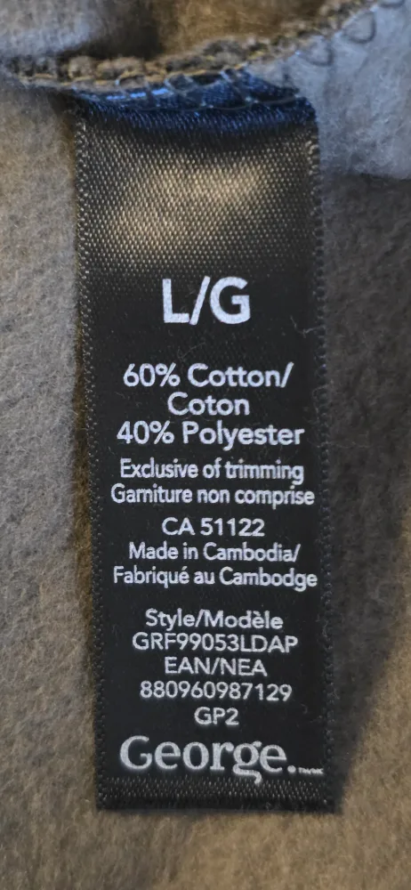 NEW! Camo Print Hoodie! Size L Youth (12-14) image indicator(7)