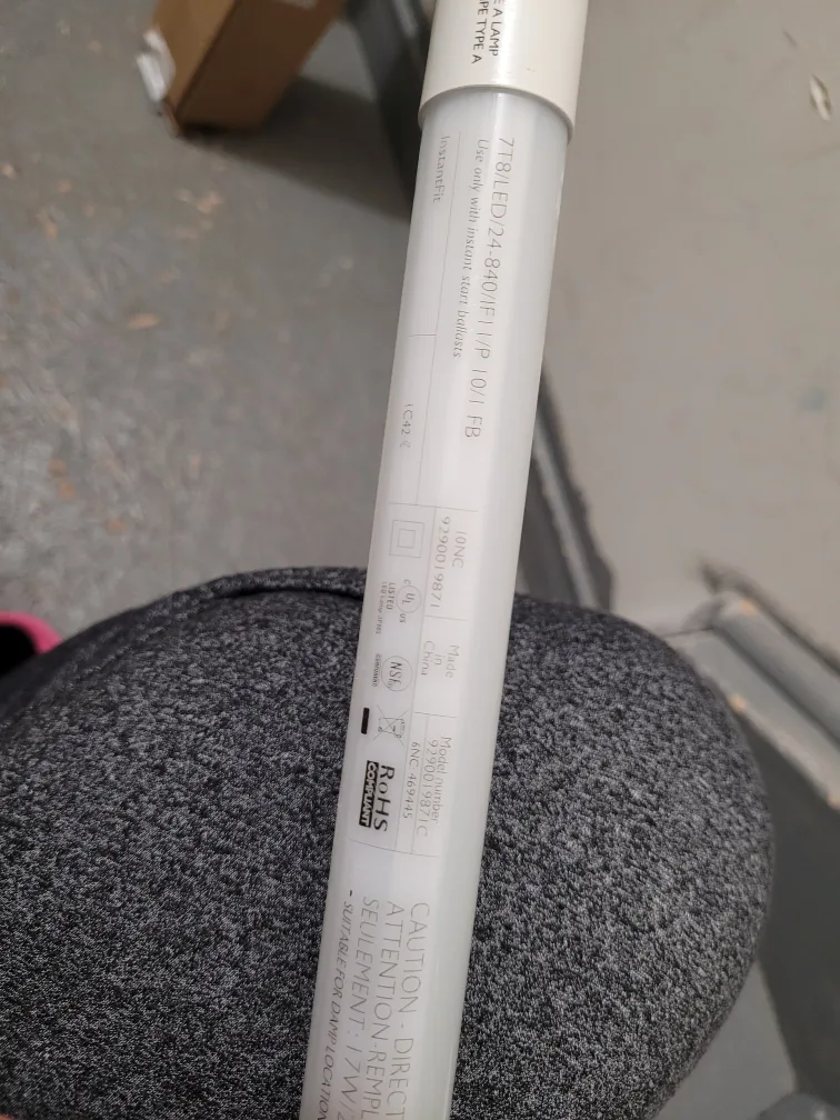 Philips 7W T8 Medium Bi-Pin Base InstantFit LED Light Bulb image indicator(4)