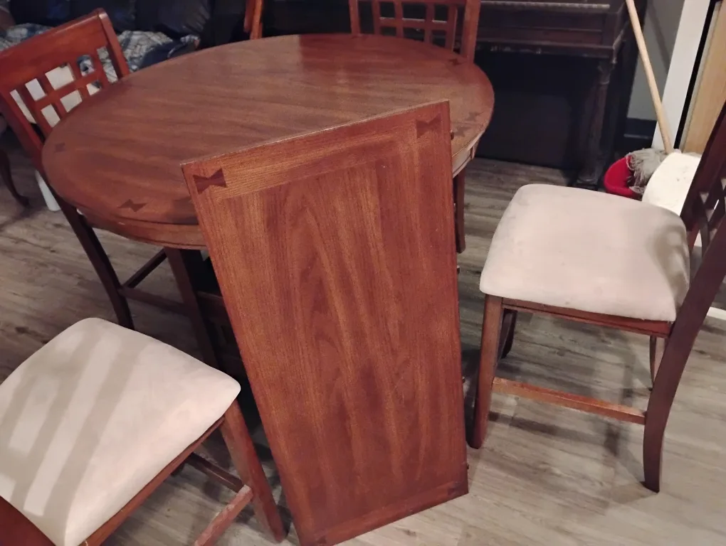 Round Wooden Dining Table with 4 chairs image indicator(2)