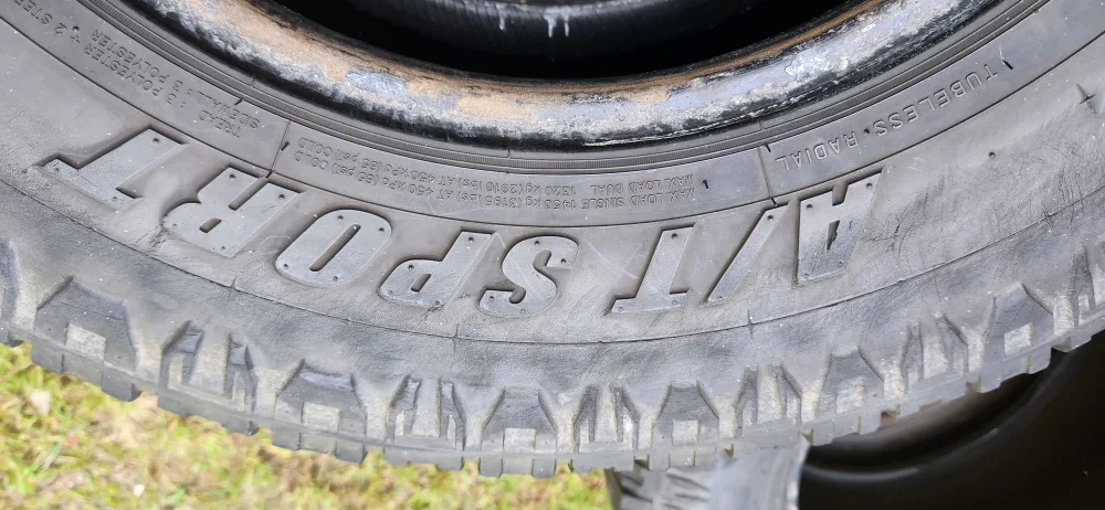 Pro Comp A/T Sport LT285/70R17 Tires image indicator(2)