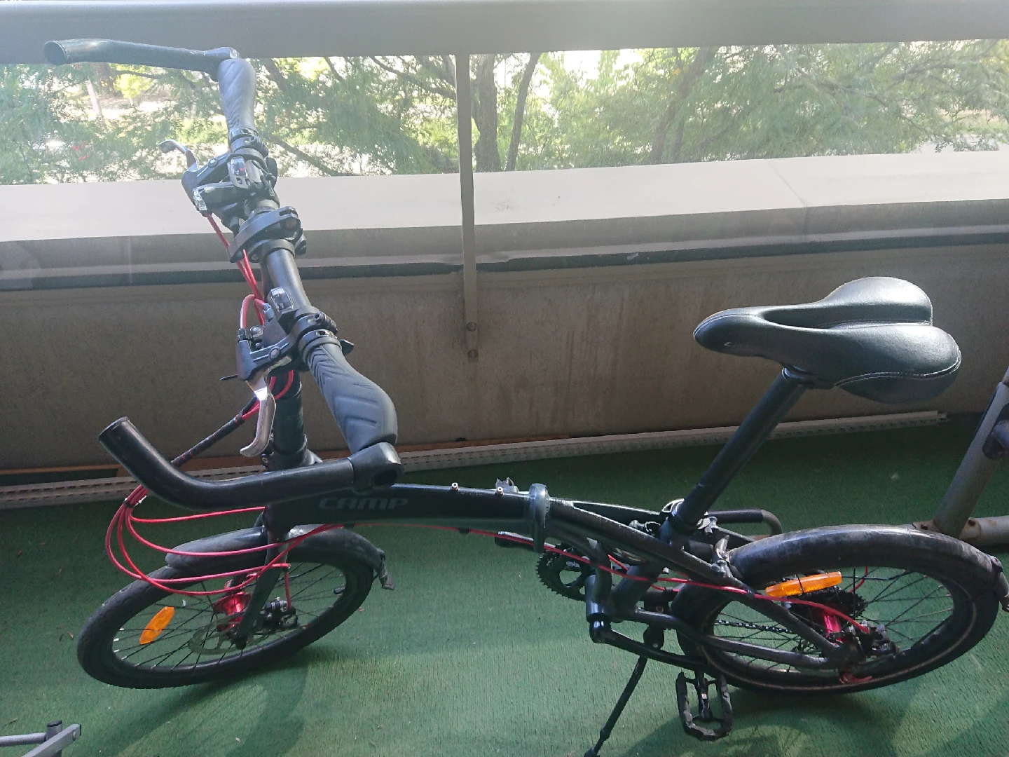 Folding Bike, 20in wheels, 16 speed