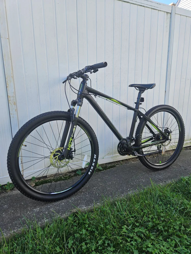 Northrock XC27 Mountain Bike