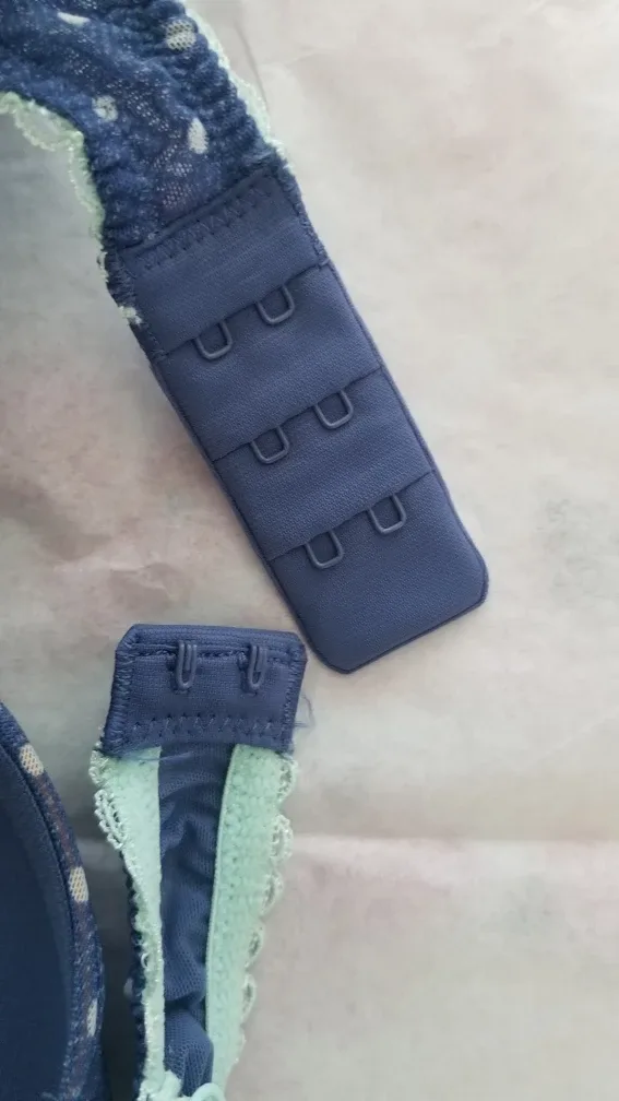 Victoria's Secret Bra image indicator(10)