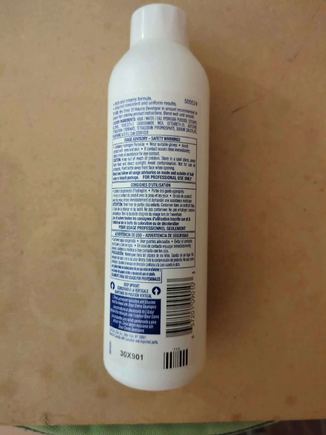 **Go Blonde with Salon-Quality Hair Colour** image indicator(7)