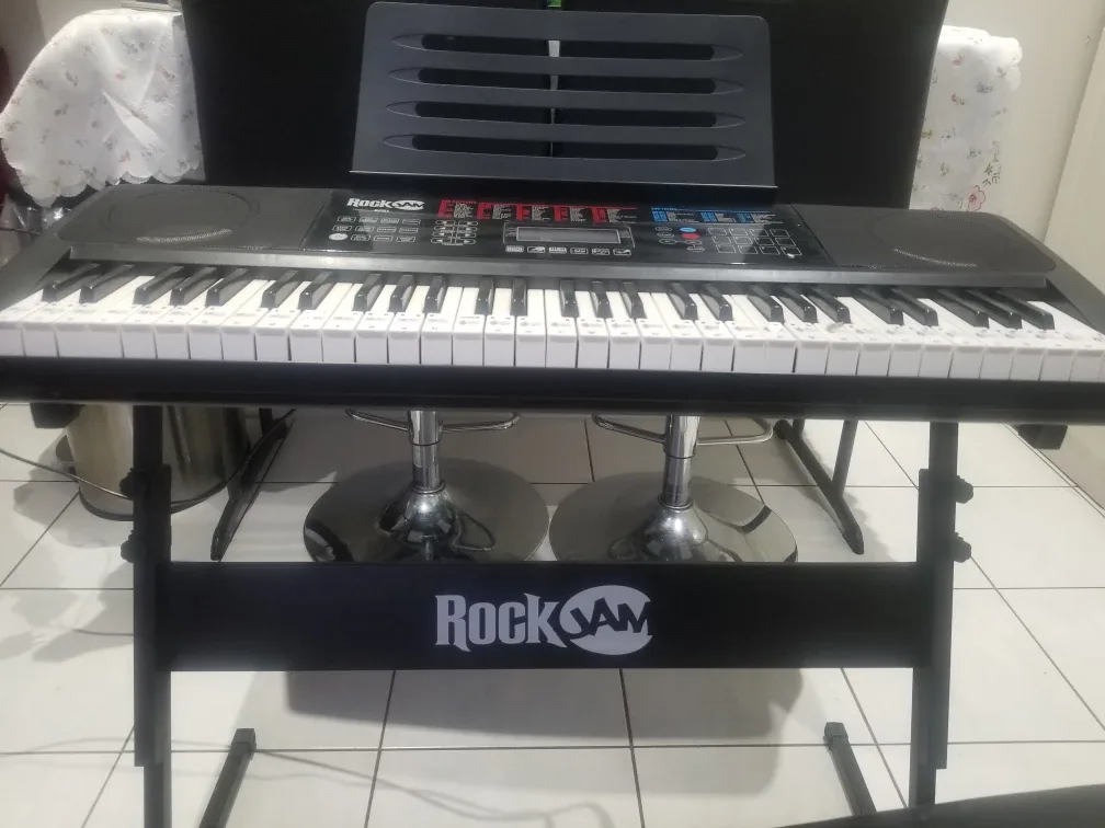 RockJam 61 Key Keyboard Piano with Stand & Bench image indicator(4)