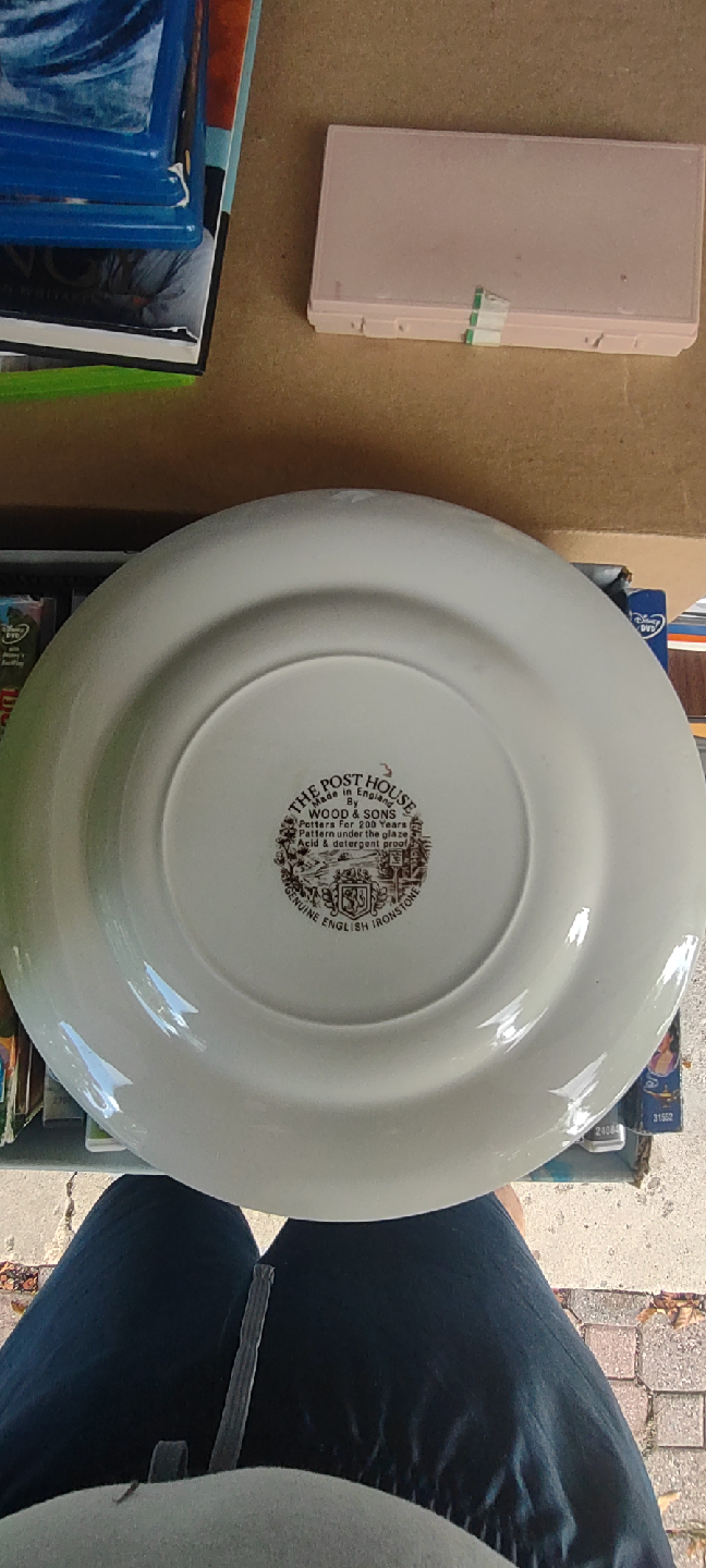 Wood & Sons The Post House Plate - photo 2