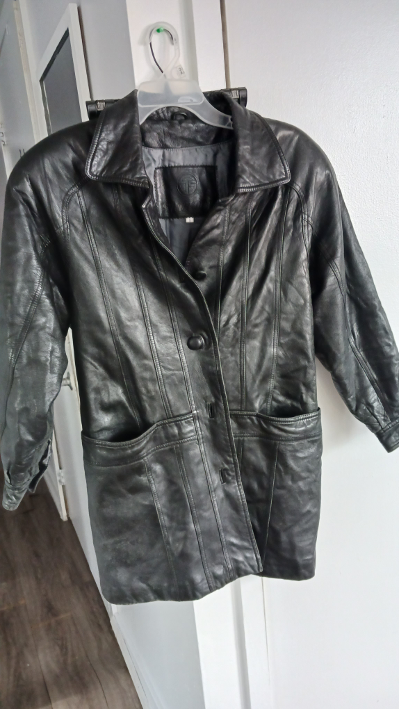 Synrgy Black Leather Jacket - large