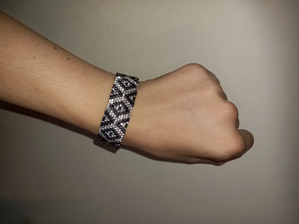 Handmade Beaded Bracelet & Earrings Set image indicator(4)