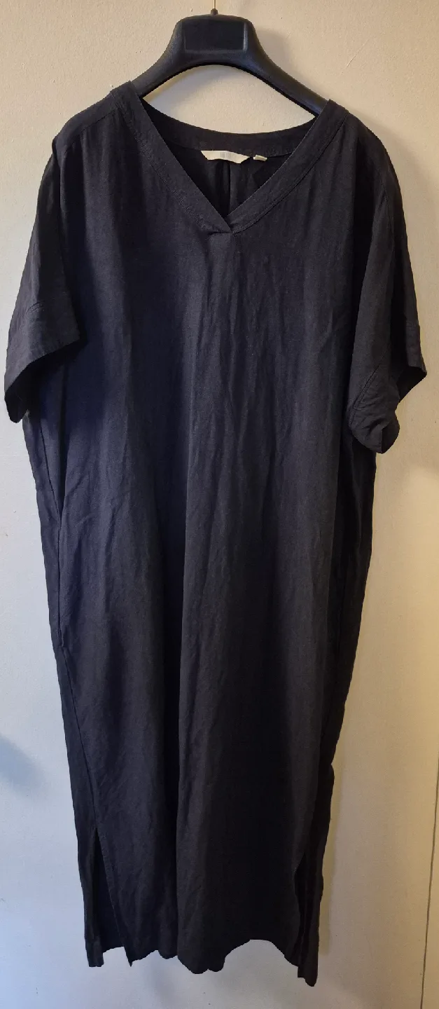 Two Shift Style Dresses image indicator(5)