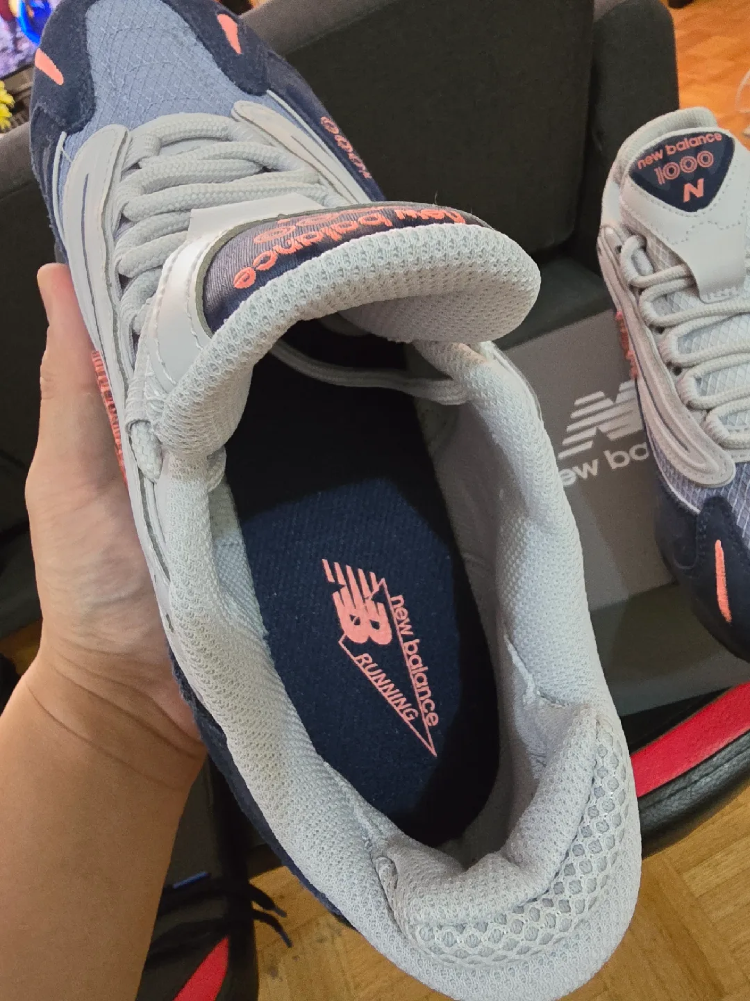 New Balance M1000 Blue/Grey - Size 8.5 US image indicator(6)