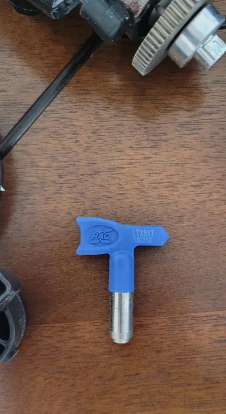 Graco Paint Sprayer parts with Accessories (New motor, tip..) image indicator(2)