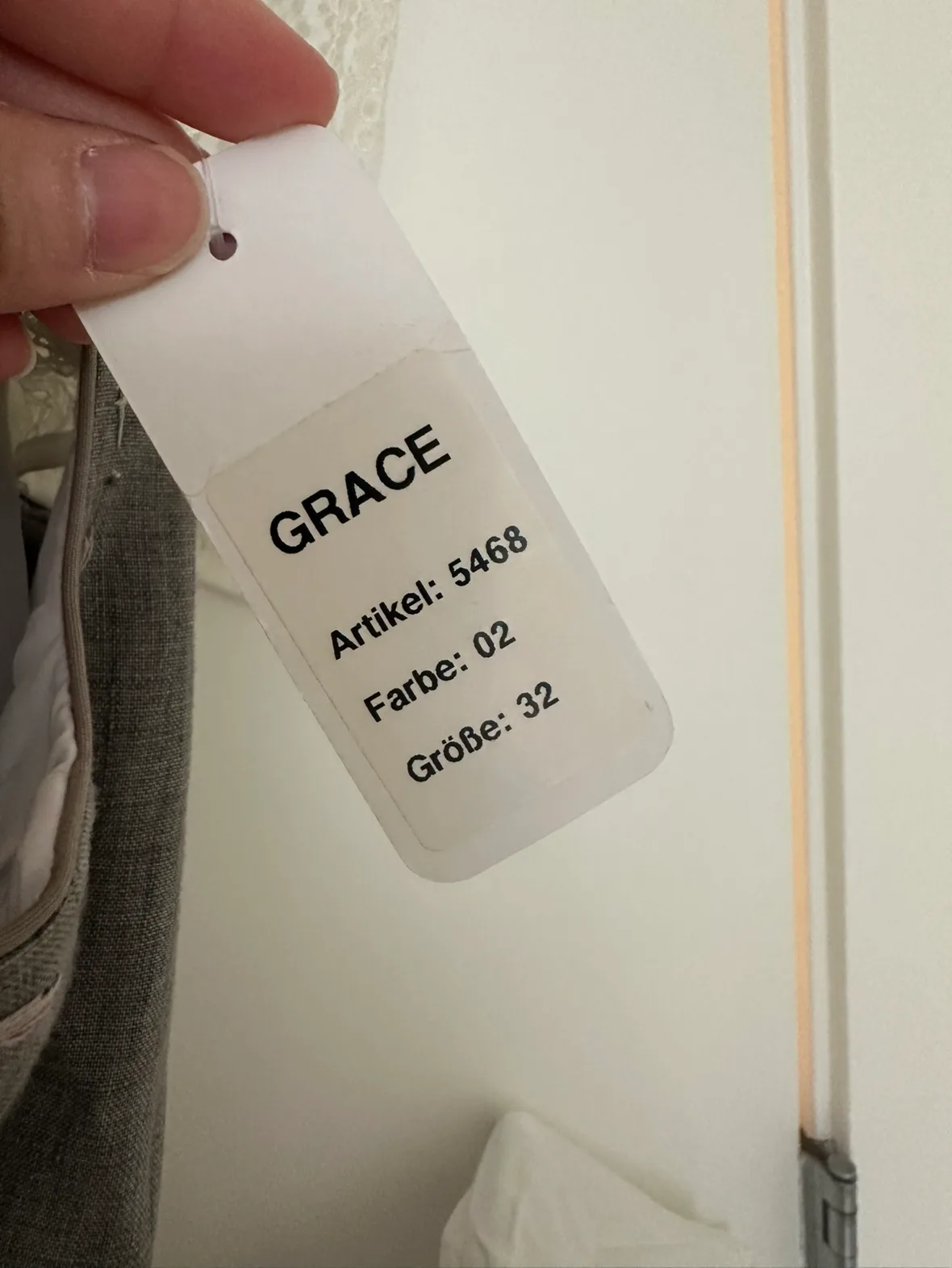 Dirndl set (US size 2) perfect for Oktoberfest! image indicator(4)