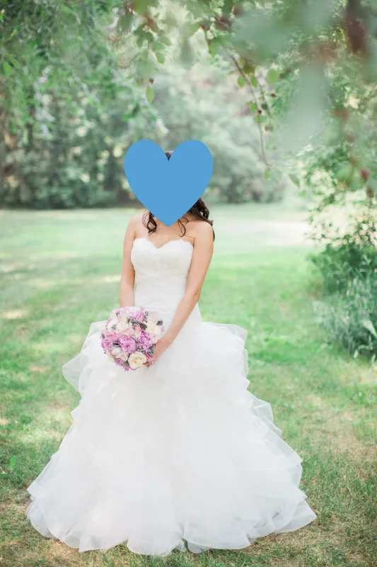 House of St. Patrick Wedding Dress image indicator(8)