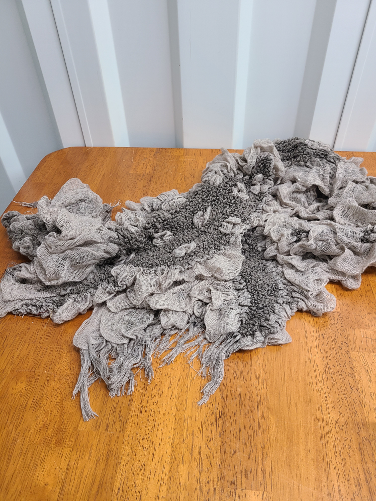 Gray Ruffle Scarf - photo 2