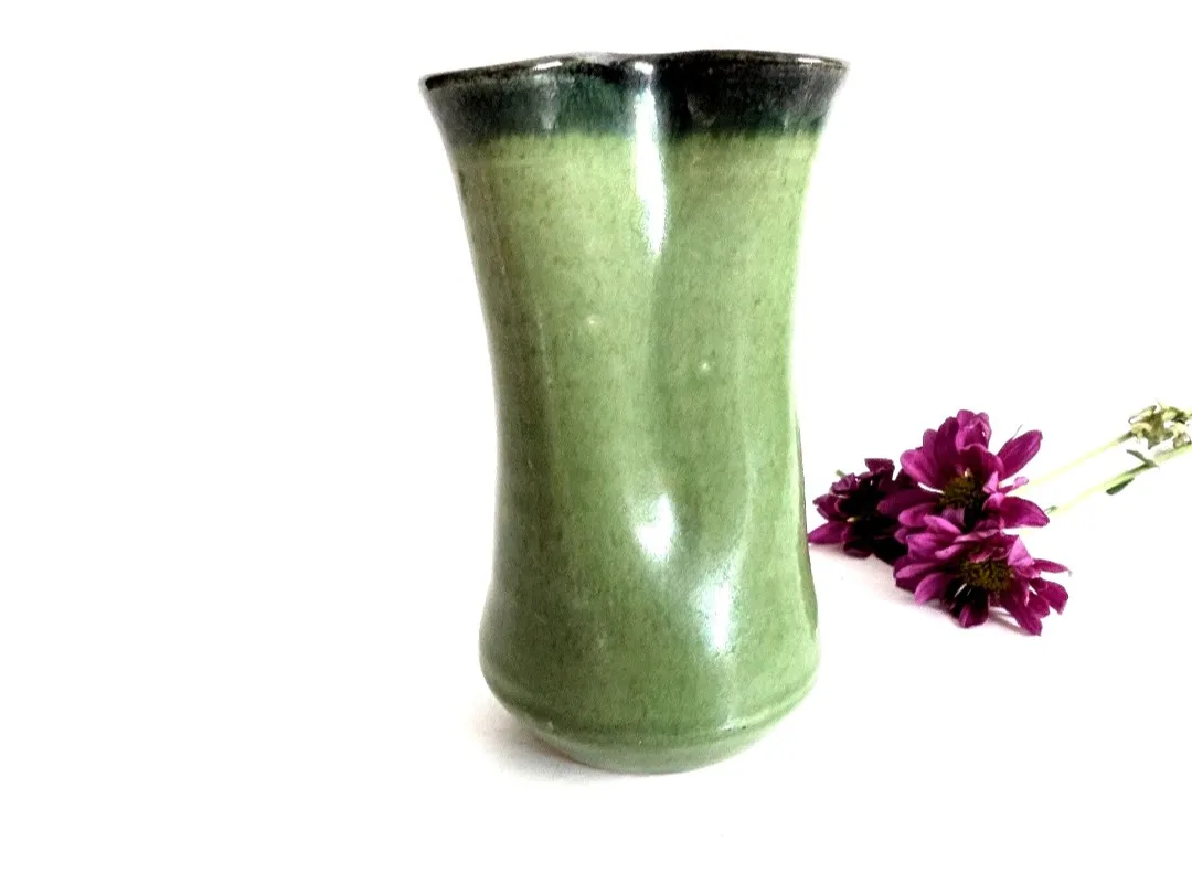 Handmade Pinched Pottery Vase ~ Retro Bohemian Decor image indicator(2)