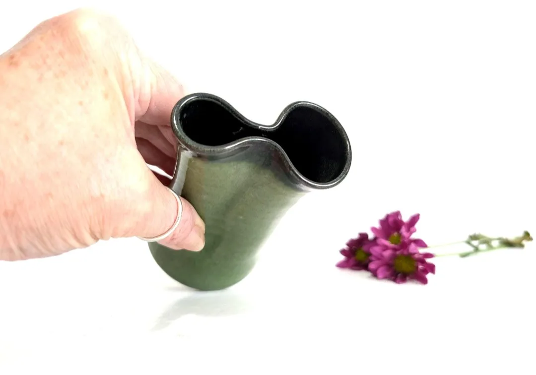 Handmade Pinched Pottery Vase ~ Retro Bohemian Decor image indicator(7)