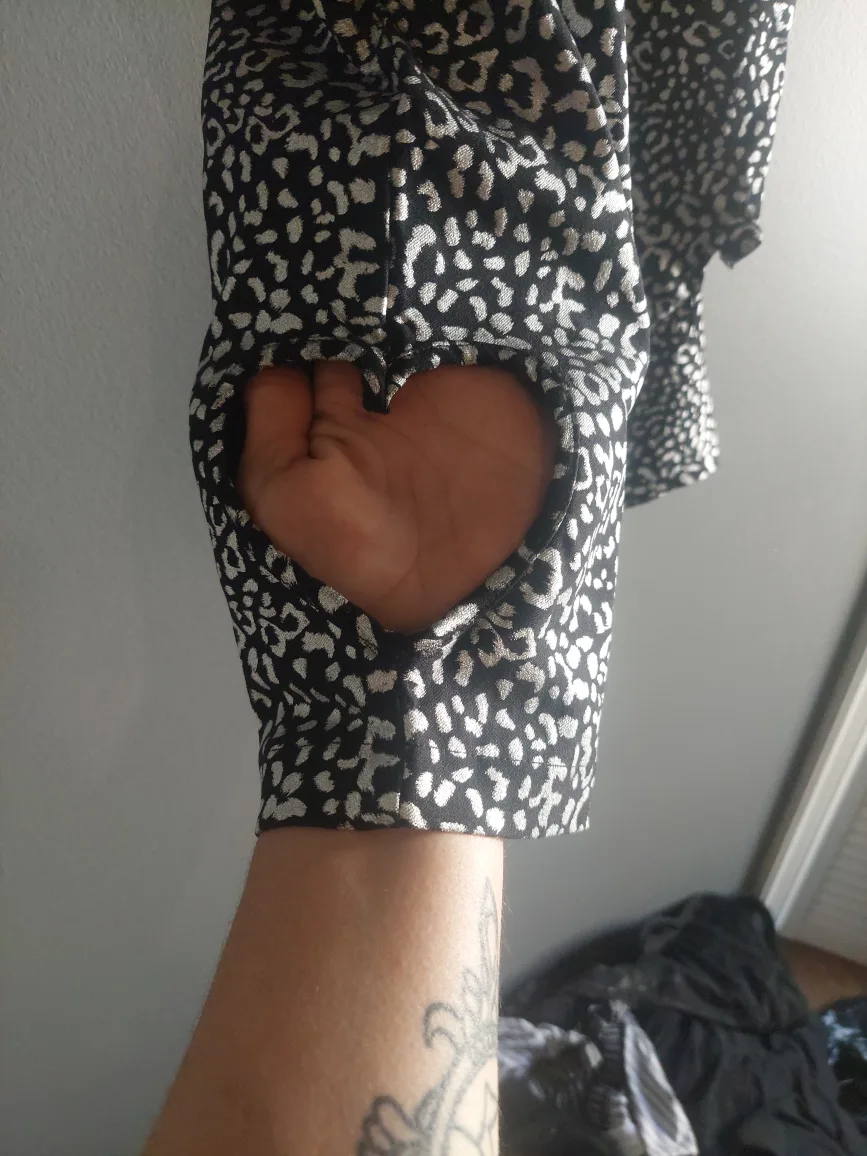 Leopard Print Capri Pants with Skull Button belt image indicator(2)