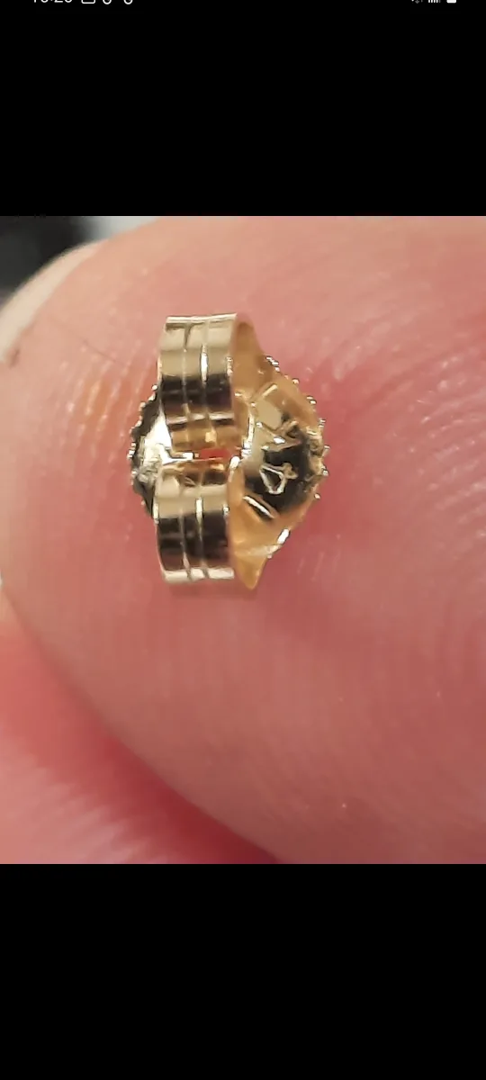 14K Gold Necklace and Earring Set image indicator(5)