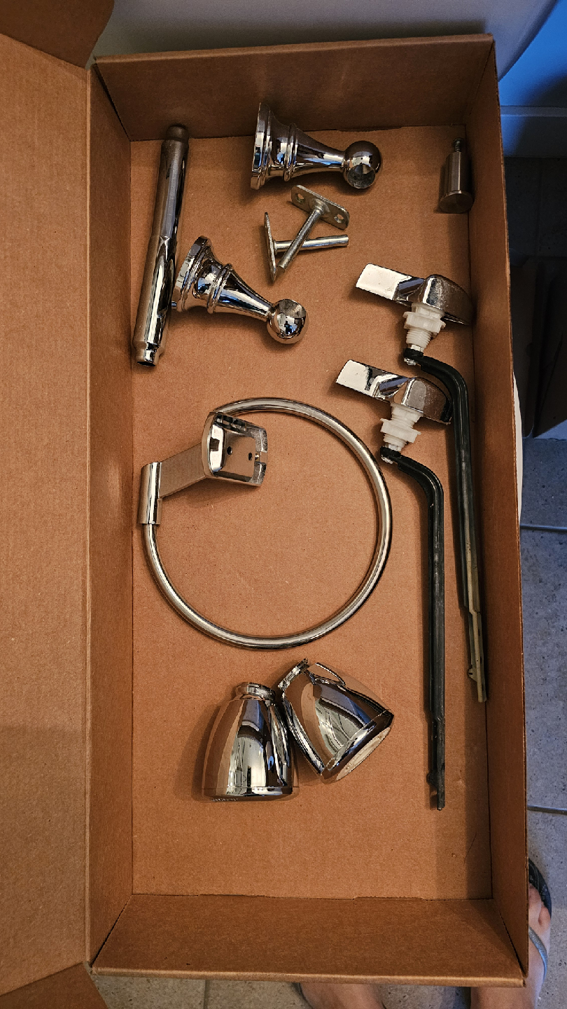 Bathroom Fixture Set - Chrome Finish