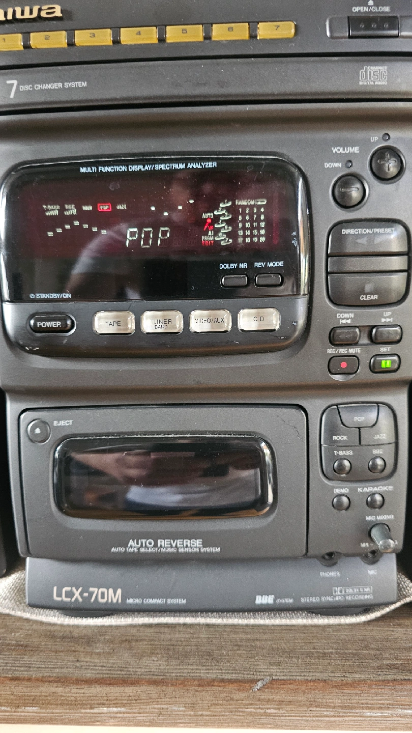 Aiwa LCX-70M Micro Compact System with Infinity Speakers | Karrot