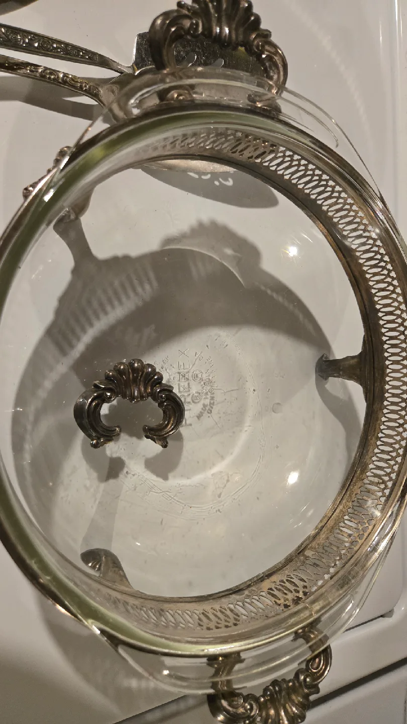 Vintage Silver Plated Serving Dish with Lid image indicator(2)