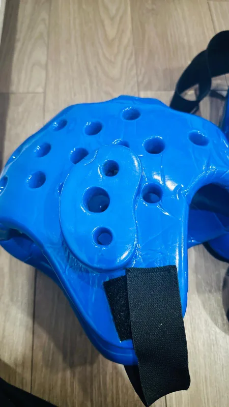 Cazzotto Inc. Karate Sparring Gear Set - Blue image indicator(7)