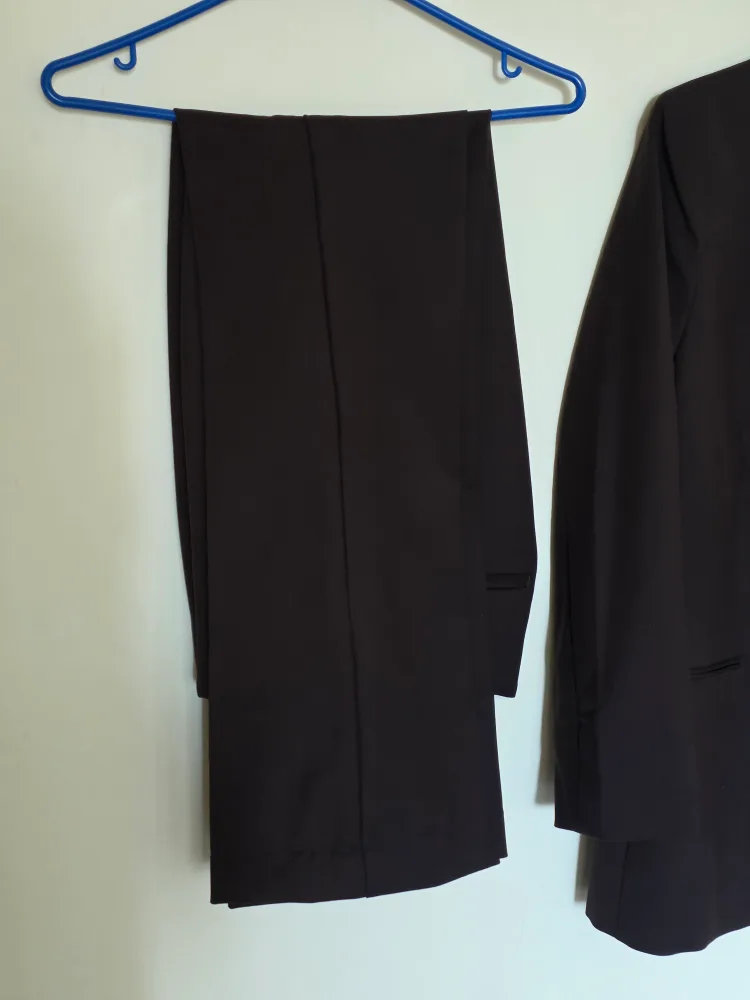 H&M Brown Blazer & Pants Suit - Matching Set image indicator(3)