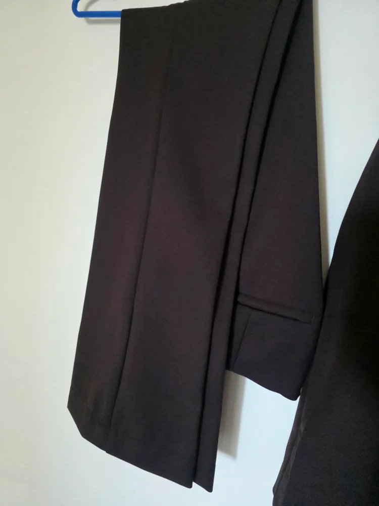 H&M Brown Blazer & Pants Suit - Matching Set image indicator(6)