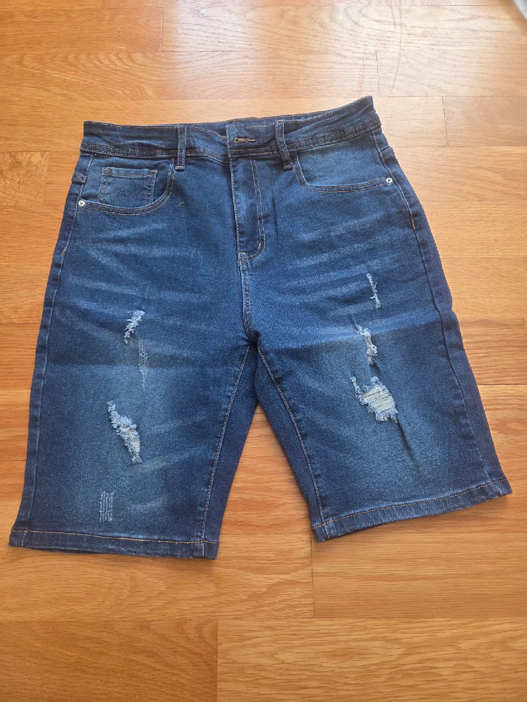 Distressed Denim Shorts - Size 28 image indicator(5)