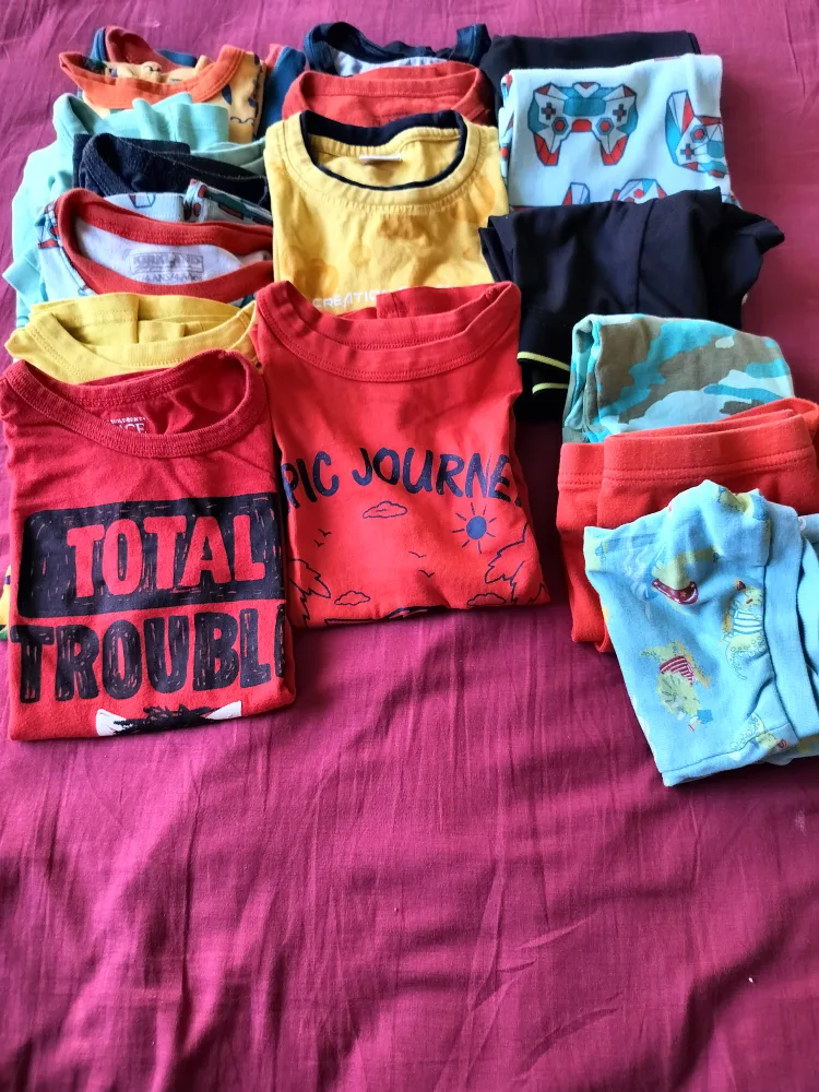 Boys clothes 4T - FREE thumbnail