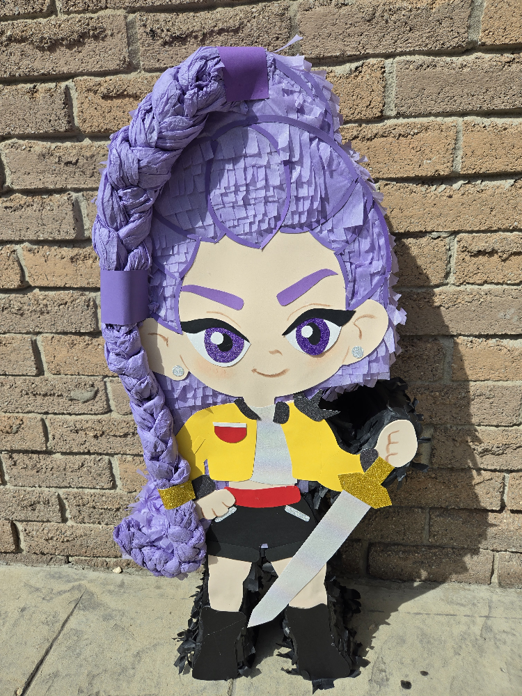 Rumi K-pop Demon Hunters Piñata