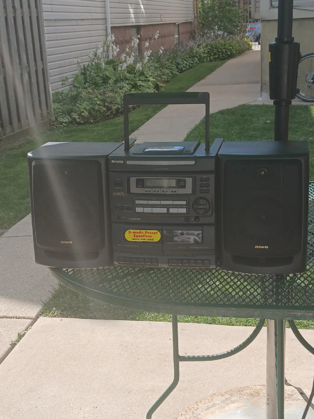 Aiwa CA-DW470  Radio Cassette Recorder/CD Player thumbnail