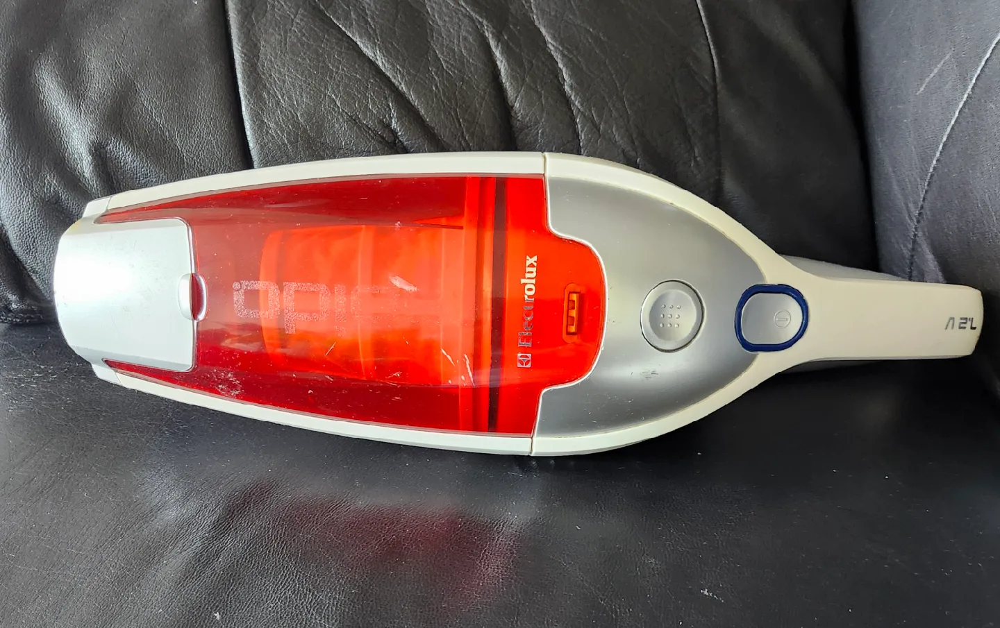 #FREE >Electrolux Ergorapido Vacuum with Charger image indicator(2)