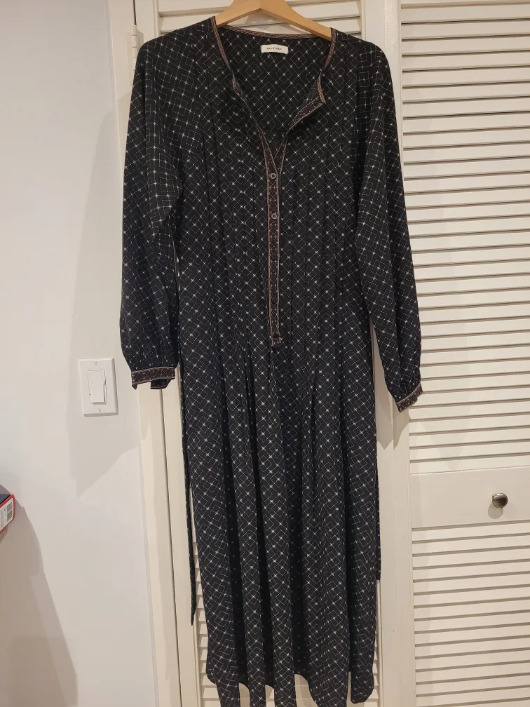 Black Dress size large thumbnail