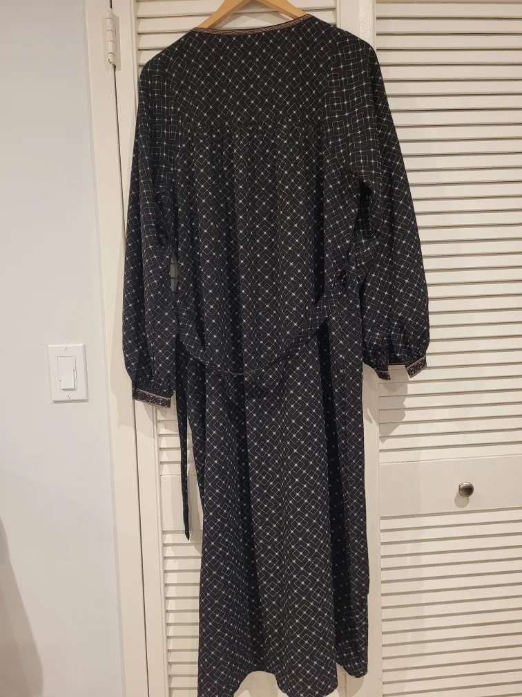 Black Dress size large image indicator(2)