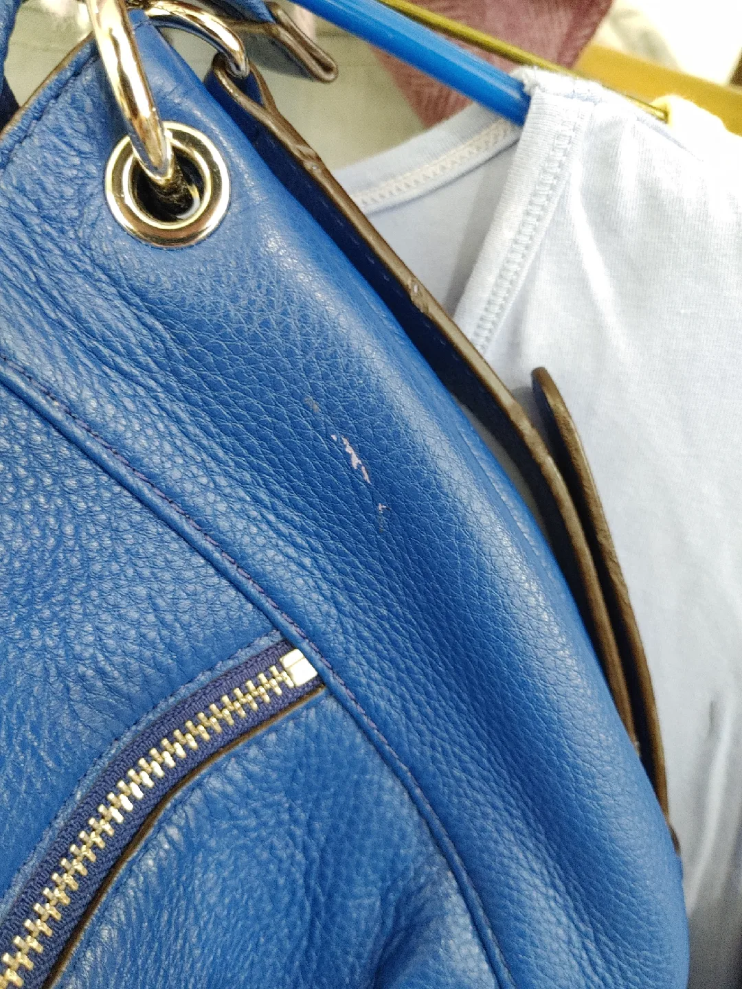 💚MICHAEL KORS GENUINE BLUE LEATHER PURSE image indicator(6)