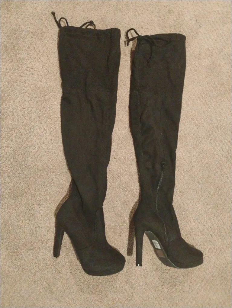 Black Thigh High Boots - Size 8 thumbnail