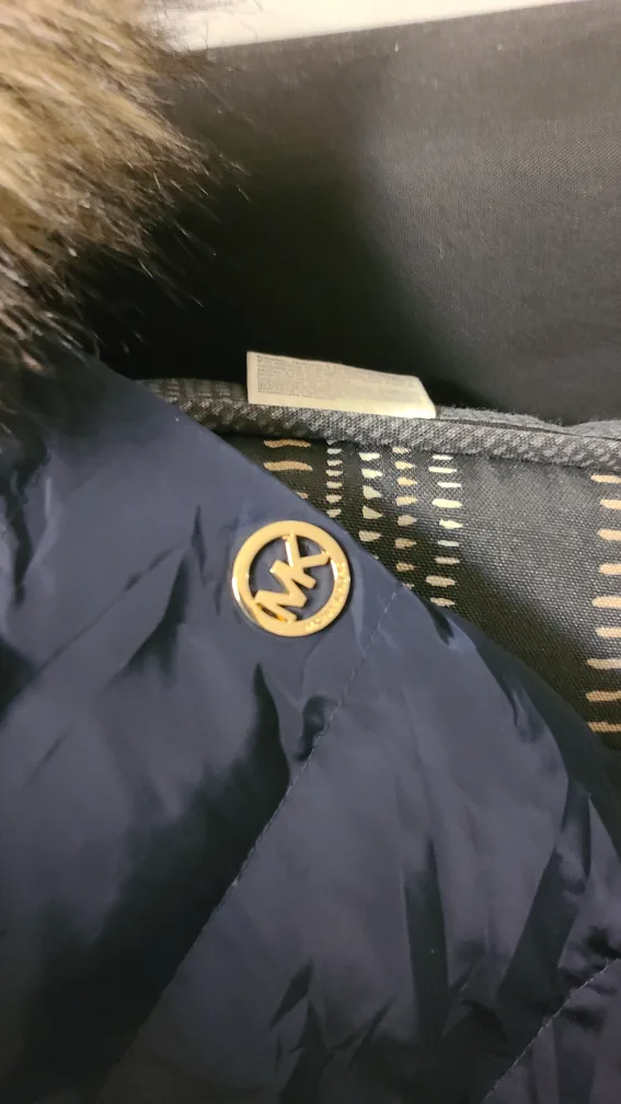 Michael kors jacket almost new size xl thumbnail