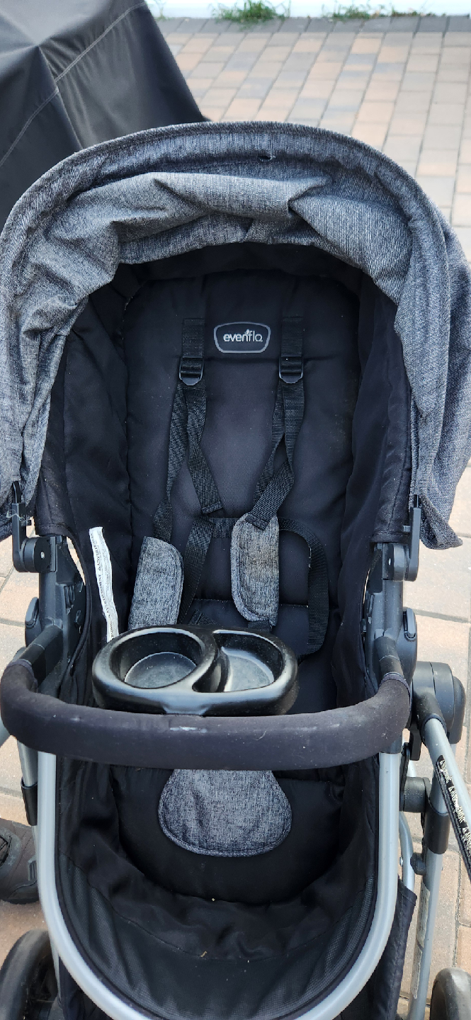 Evenflo Stroller - Great Condition! - photo 4
