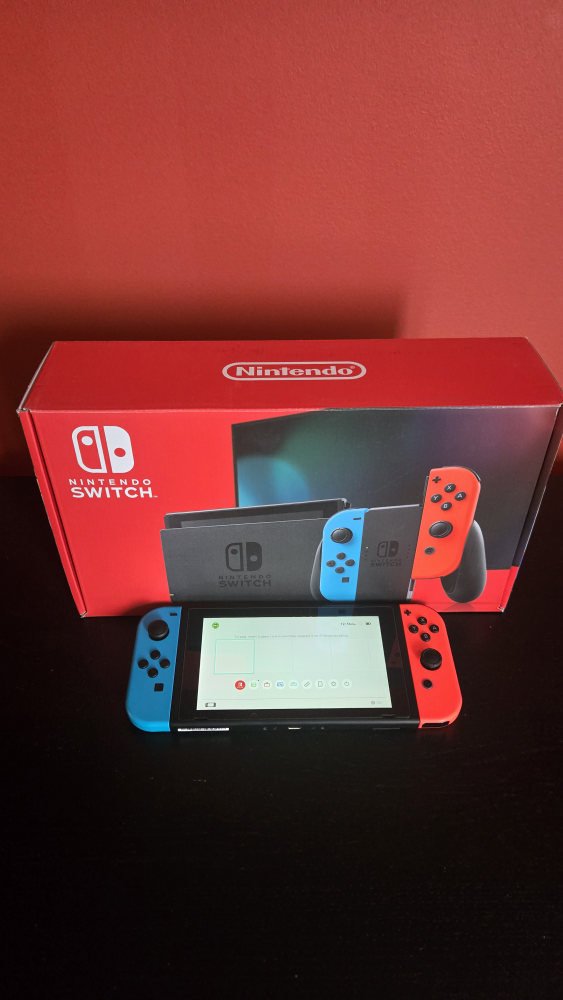Nintendo Switch Console V2 with Box