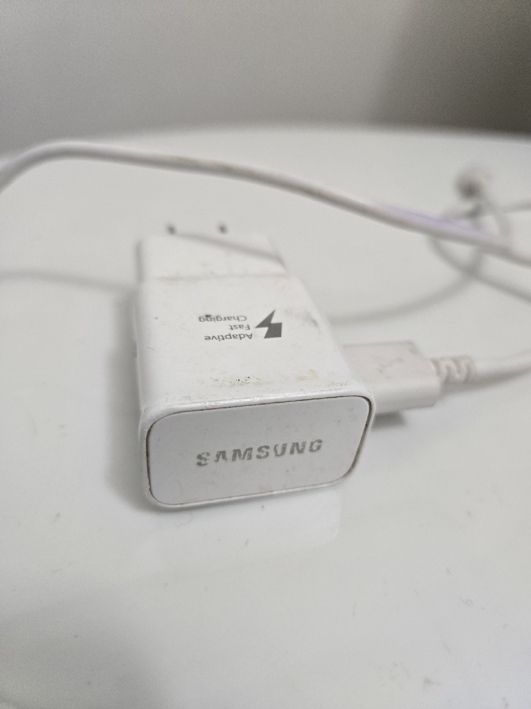 Samsung Fast Charger - photo 3