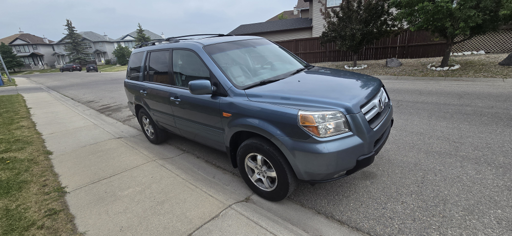 Honda Pilot SUV - photo 2