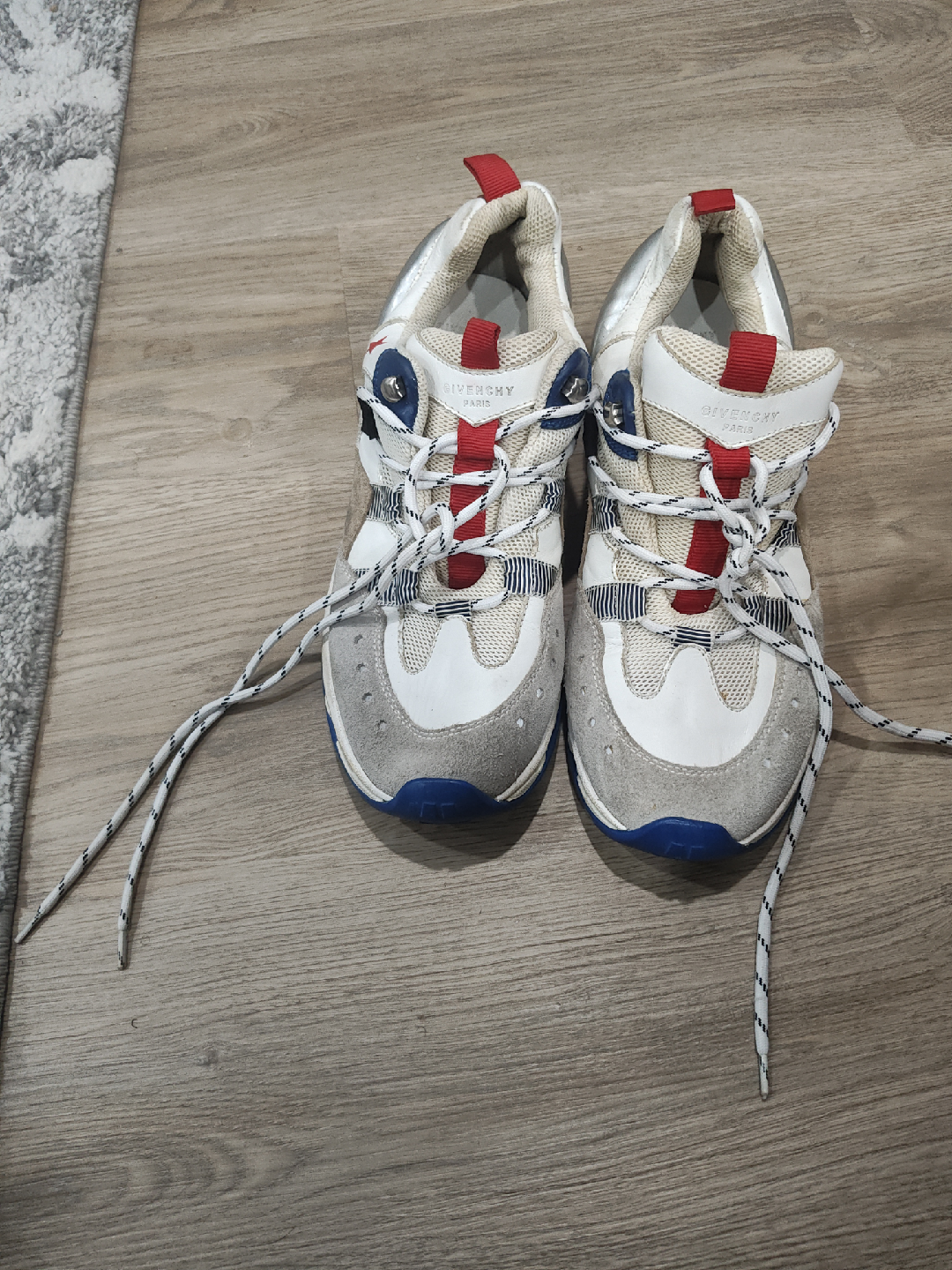 Givenchy Paris Sneakers - photo 2